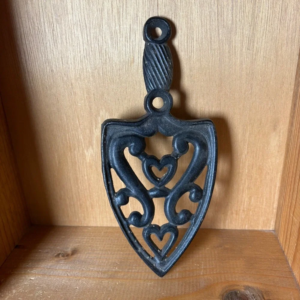 Vintage Wilton Cast Iron Trivet Heart Scroll Filigree Iron Shape Black